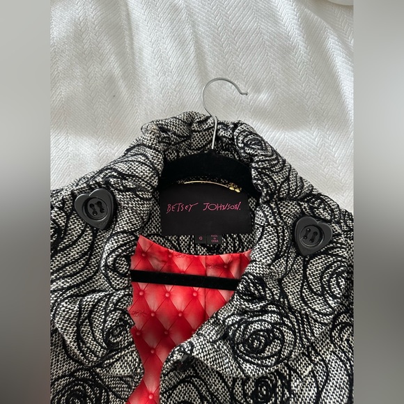 Betsey Johnson Vintage Coat Size 6 - Picture 4 of 4